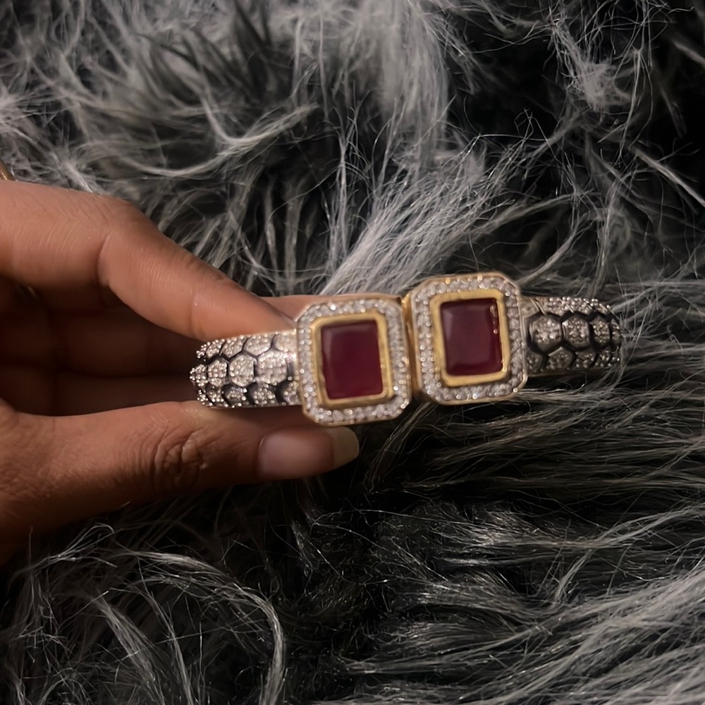 Gold and Red Stone Kara Bangle